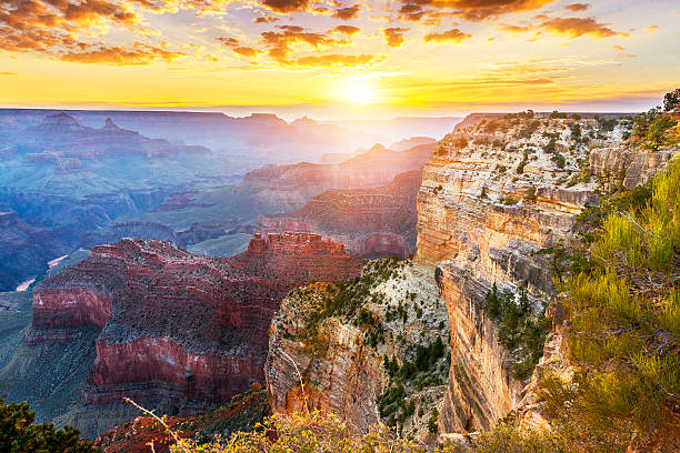 hopi punkt w grand canyon national park - arid climate travel destinations canyon dawn zdjęcia i obrazy z banku zdjęć