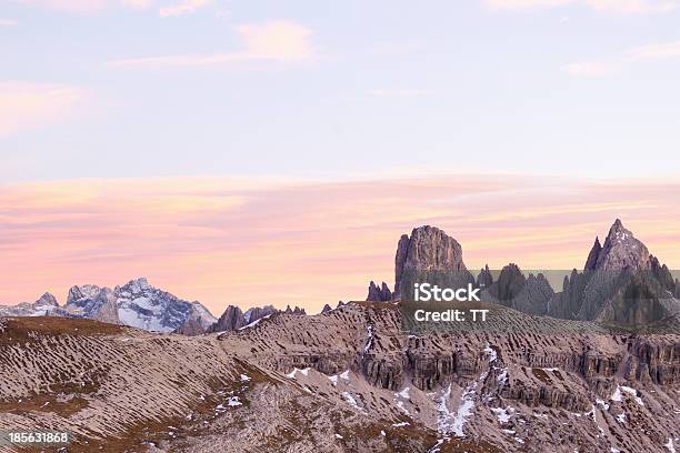 Foto de O Brilho Dos Alpes Paisagem e mais fotos de stock de Alpes europeus - Alpes europeus, Arrebol, Beleza natural - Natureza