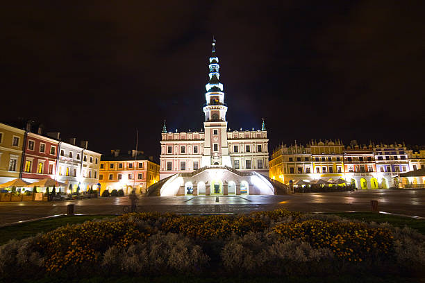 1.100+ Fotos, Bilder und lizenzfreie Bilder zu Zamość Polen iStock