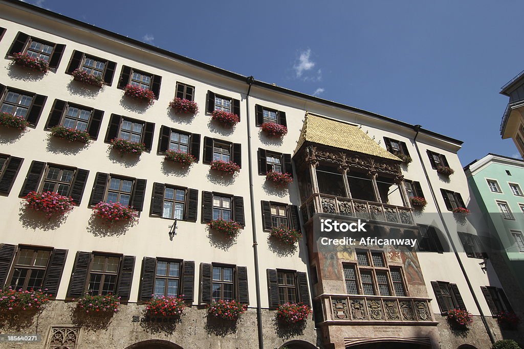 Golden Roof, Goldenes Dachl, el centro de la histórica ciudad antigua, Innsbruck - Foto de stock de Aire libre libre de derechos
