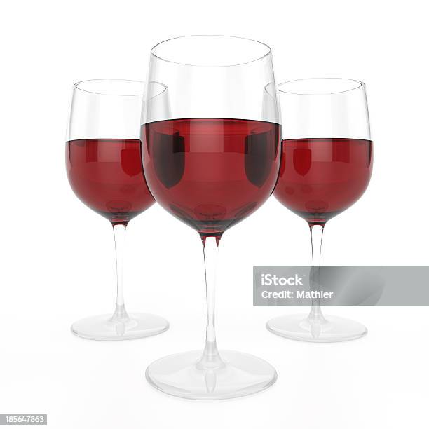 Photo libre de droit de 3 Verres De Vin Rouge banque d'images et plus d'images libres de droit de Alcool - Alcool, Alcoolisme, Blanc