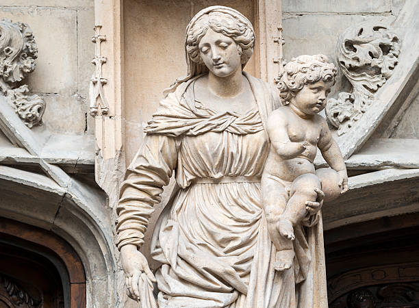 istock Avignon, historic church 185650652