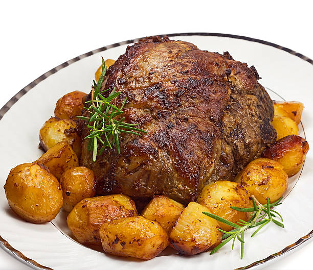 istock Roast leg of lamb 185653710