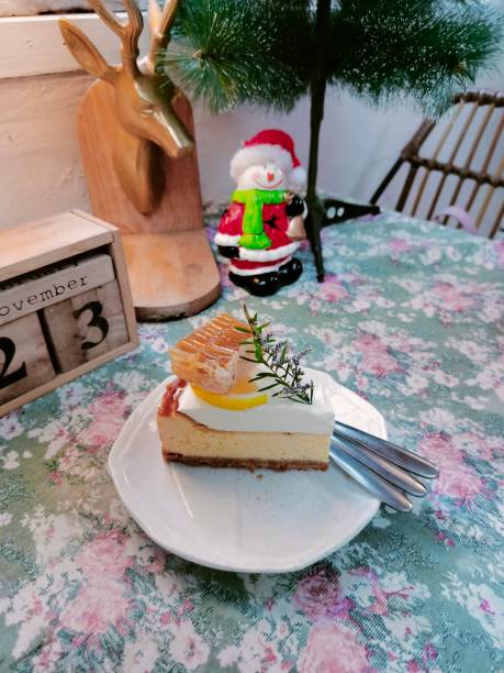 Honey cake in Christmas themes