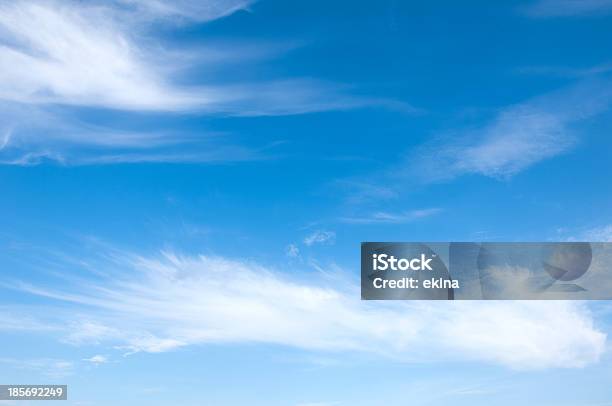 Nuvens - Fotografias de stock e mais imagens de Abstrato - Abstrato, Azul, Beleza natural