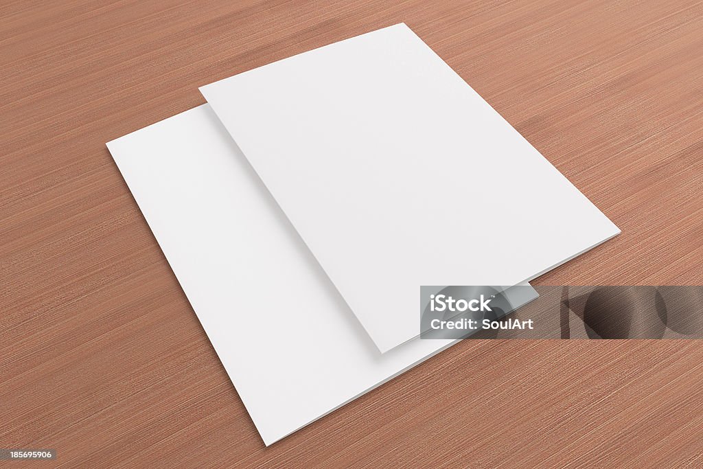 Cartões em Branco sobre fundo de madeira - Royalty-free Aberto Foto de stock