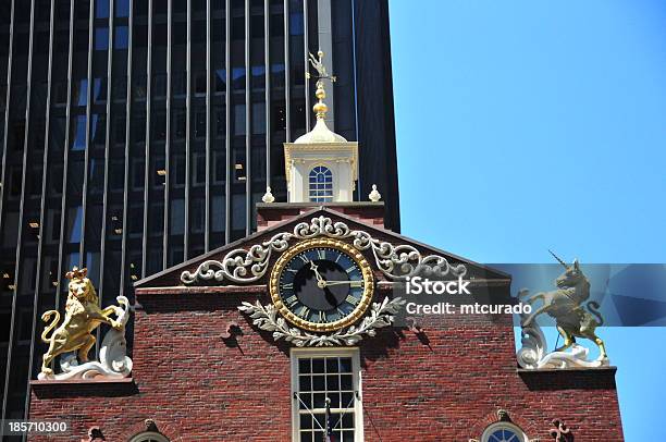 Boston Massachusetts Eua Empena De Old State House - Fotografias de stock e mais imagens de Ao Ar Livre