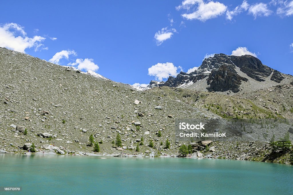 Italia (Ayas Valley) Lago azul - Foto de stock de Agua libre de derechos
