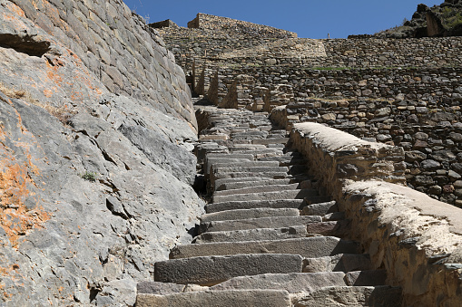View from the bottom of the stairs of Montfalcó, in Huesca, with access to the Congost of Mont-rebei