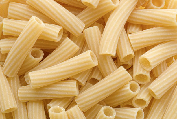 Tortiglioni, pasta tradizionale italiana - foto stock