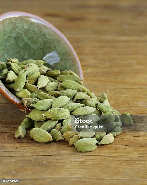 Green Cardamom Pods Spice Aromatic Seasoning For Food Stock Photo - Download Image Now