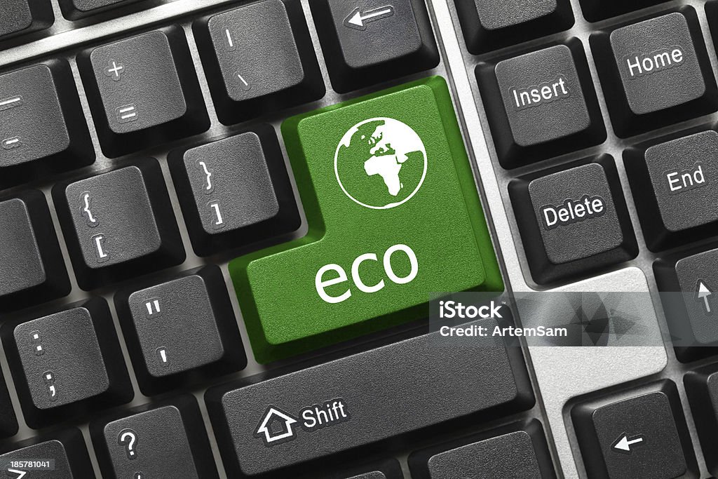 Концептуальные клавиатура-ЭКО (Зеленый ключ в мире» - Стоковые фото Без людей роялти-фри