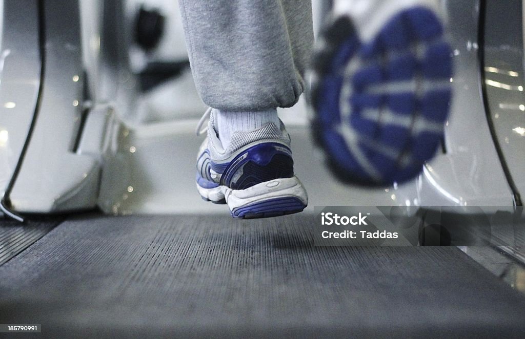 Dans l'air - Photo de Entraînement sportif libre de droits