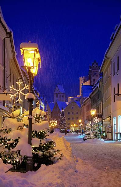 istock Fuessen christmas market 185815686