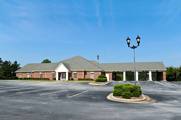istock Vacant Bank Building 185817076