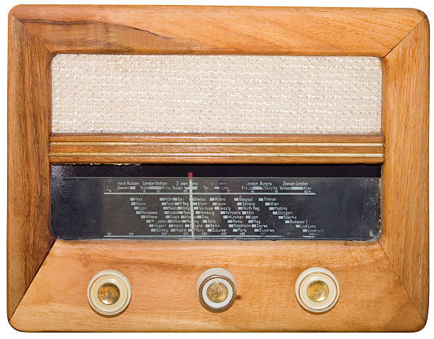 istock Vintage radio Cutout 185819999