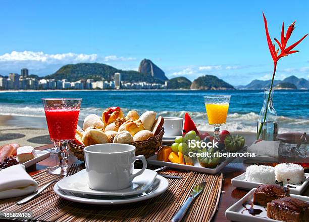 Café Da Manhã Stockfoto und mehr Bilder von Frühstück - Frühstück, Hotel, Strand