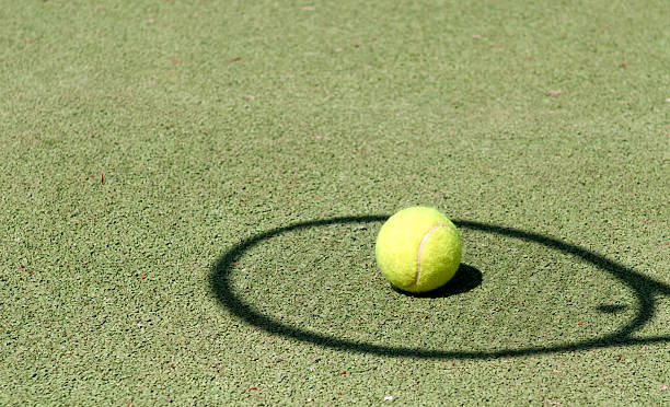 istock Tennis ball 185827317