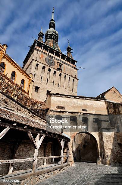 Photo libre de droit de La Tour De Lhorloge Sighisoara Roumanie banque d'images et plus d'images libres de droit de Architecture - Architecture, Cultures, Destination de voyage