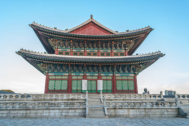istock Gyeongbokgung Palace 185836052