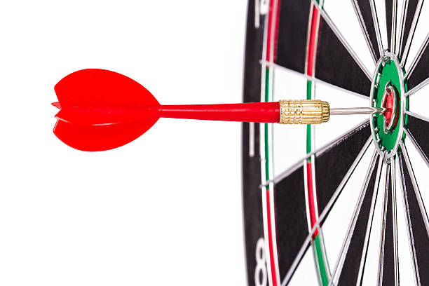istock Red Arrow in the Middle of Dart Board 185839297