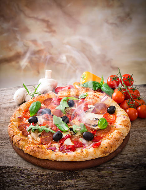 istock Delicious italian pizza 185839302