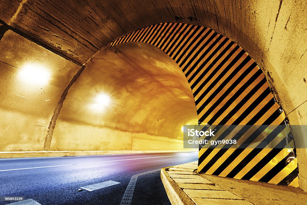 Túnel - Foto de stock de Abstracto libre de derechos