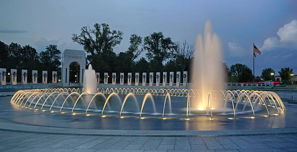 istock World War 2 memorial, Washington DC at night 185843342