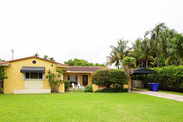 istock Single family house 185844133