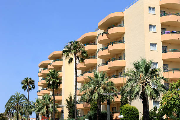 istock Old tourist hotel 185847807