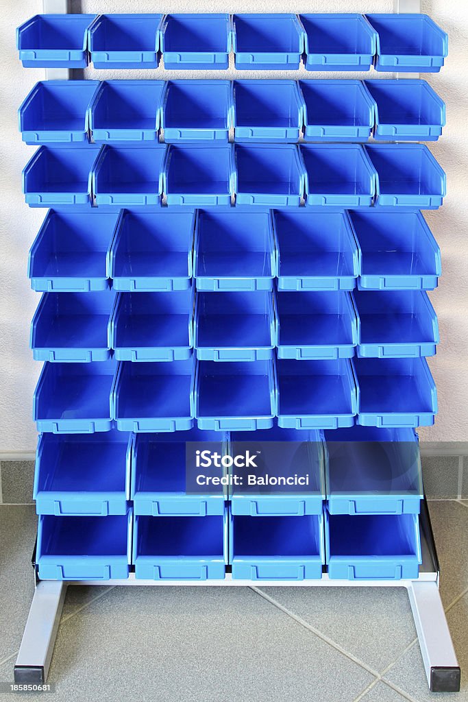 Blu rack - Foto stock royalty-free di Aperto
