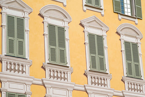 istock The old fashioned italian architecture 185855182