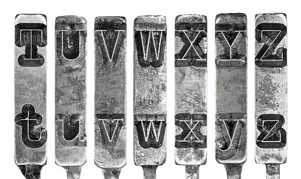 alte schreibmaschine typentaste buchstaben nicht bis z, isoliert auf weiss - letter y typebar old text stock-fotos und bilder