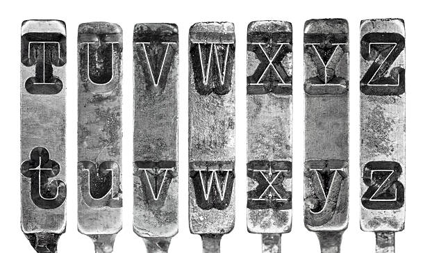 古いタイプライタータイプバーの手紙 t ～z 白で分離 - typewriter key letter y dirty alphabet ストックフォトと画像