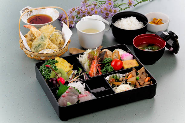 japońskie bento kaiseki - bento box lunch healthy lifestyle zdjęcia i obrazy z banku zdjęć