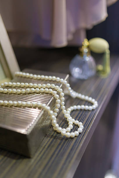 istock Pearls necklace accessory with jewelry box 185874139
