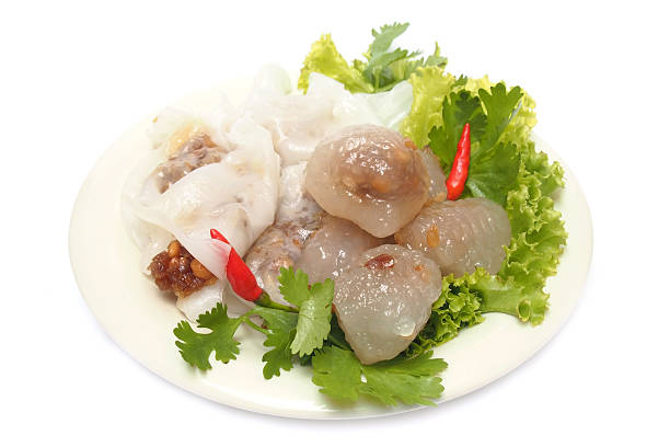 istock Steamed rice-skin dumplings and tapioca balls 185889810