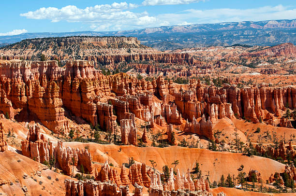 istock Western Hoodoos on a Sunny Day 185890153