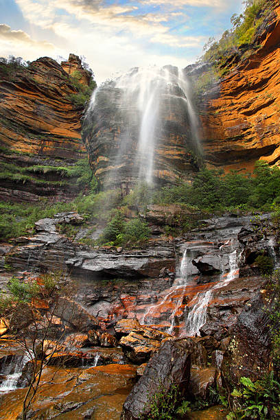 istock Waterfall, Lower Wentworth Falls, Blue Mountains Australia 185895845
