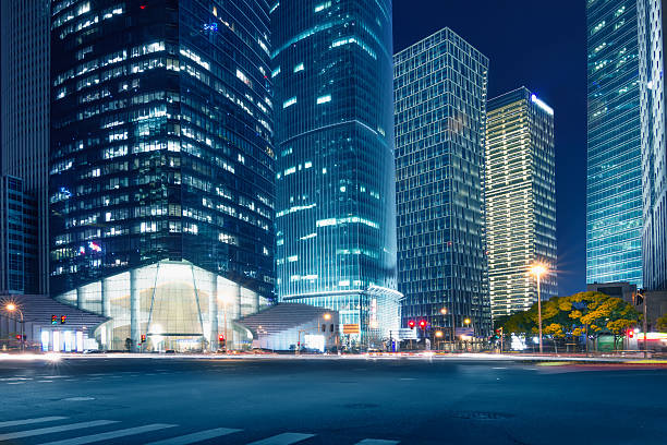 istock beautiful of shanghai night scene 185899672