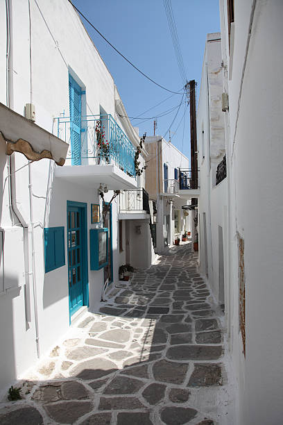 straße in paros - steps staircase water doorway stock-fotos und bilder