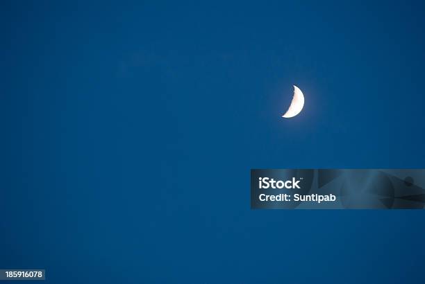 Moon Stockfoto und mehr Bilder von Astronomie - Astronomie, Bildhintergrund, Blau