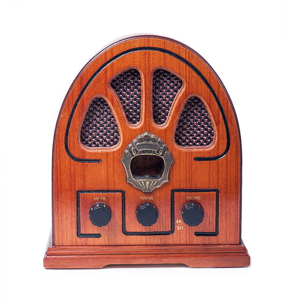 istock Vintage radio 185919491