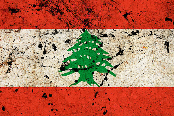 istock Lebanon dirty grunge flag 185920262