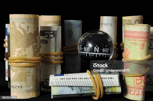 Orientación De Negocios Foto de stock y más banco de imágenes de Actividades bancarias - Actividades bancarias, Brújula, Conceptos