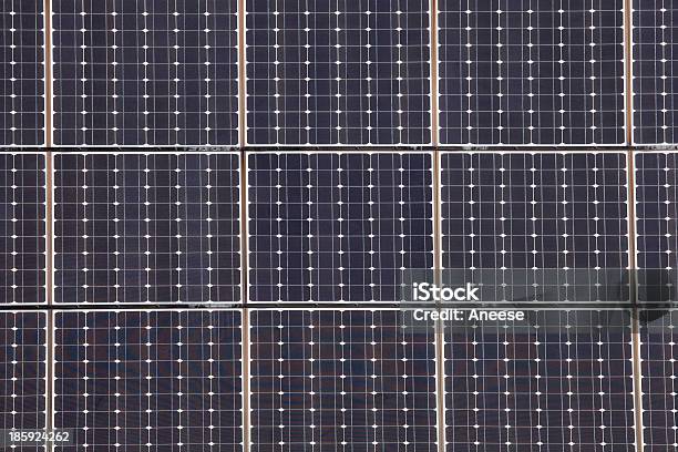 Panel Solar Variedad Foto de stock y más banco de imágenes de Aire libre - Aire libre, Arquitectura exterior, Central eléctrica solar