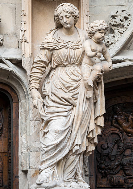istock Avignon, historic church 185924581