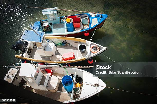 Tre Imbarcazioni Da Pesca - Fotografie stock e altre immagini di Affari - Affari, Barca da diporto, Barca da pesca