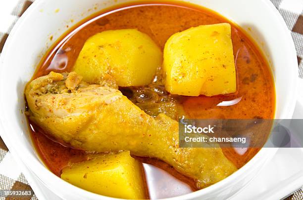 Mussaman Pollo Al Curry Foto de stock y más banco de imágenes de Alimento - Alimento, Alimentos cocinados, Asia