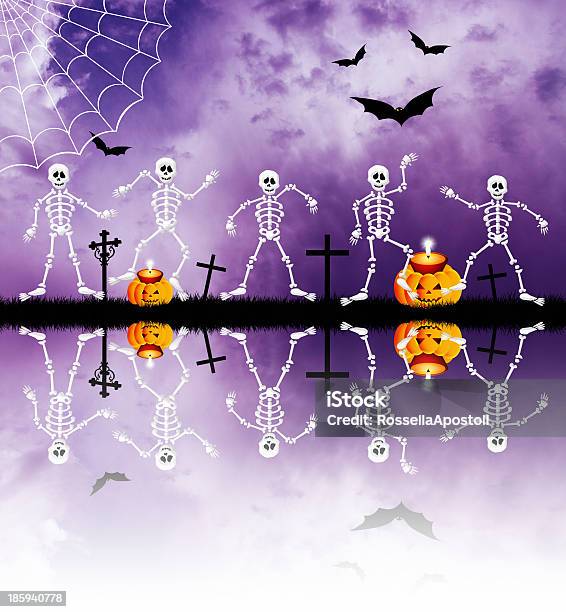 Szkielety Na Halloween Nocy - Stockowe grafiki wektorowe i więcej obrazów Brama - Brama, Cmentarz, Czaszka człowieka